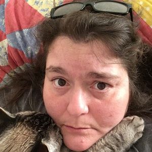 Meet your Posher, Lorraine